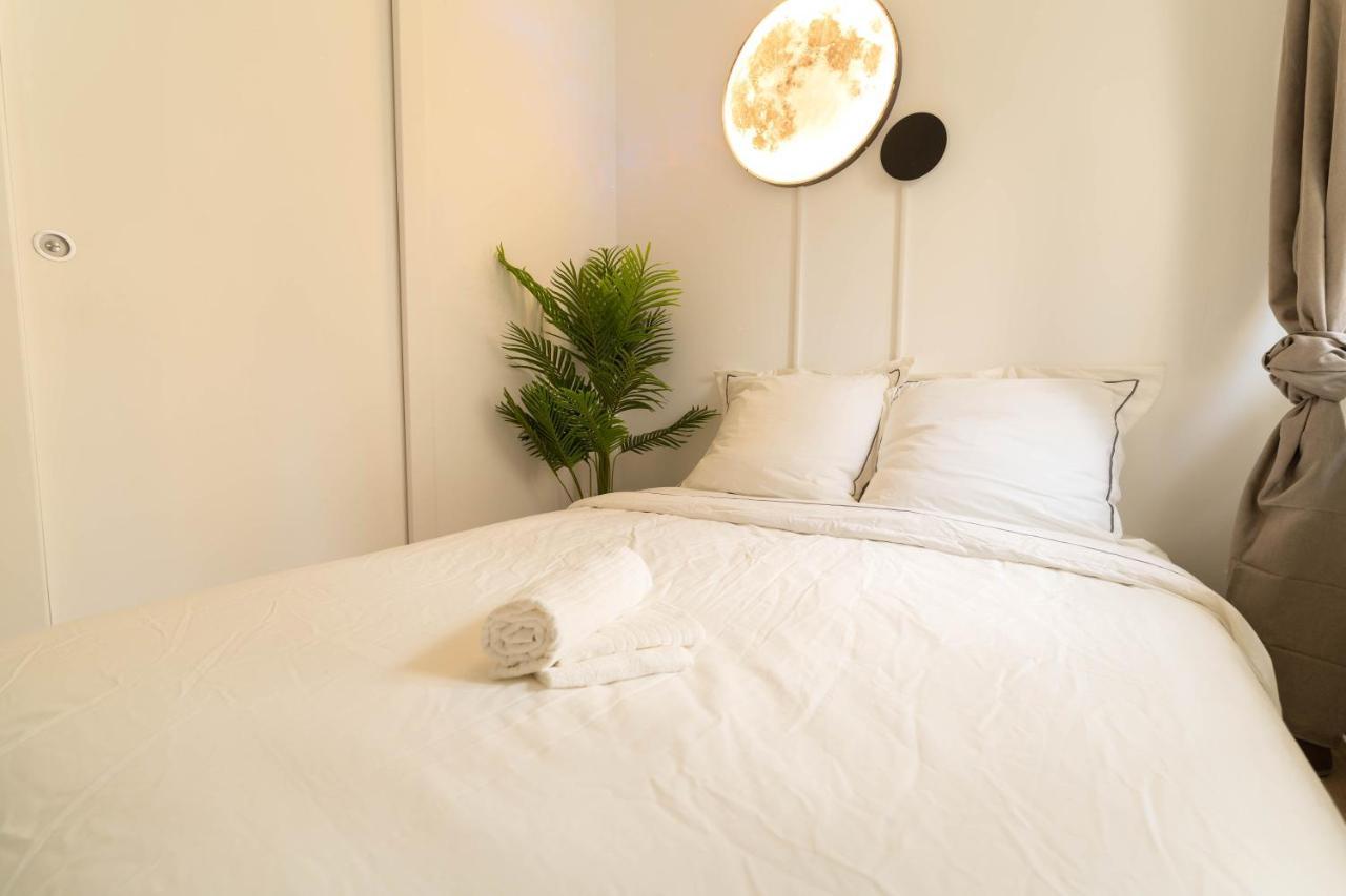 Ag 3 Sun And Serenity Intimate
